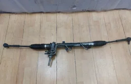 Рулевая рейка для Opel Zafira 2005 года на фотографиях