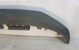 Отбойник капота для Audi Q3 на фотографиях