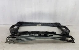 Кронштейн подушки двигателя для Audi Q3 2014 года на фотографиях