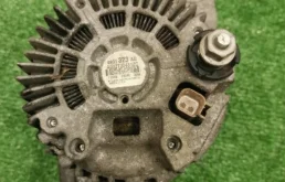 Генератор для Dodge Caliber на фотографиях