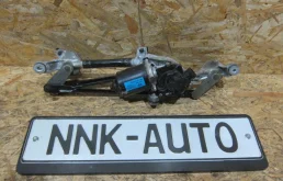 Трапеция стеклоочистителей для Hyundai Solaris 2010 года на фотографиях