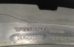 Расширитель арок передний левый для Volvo C30 на фотографиях