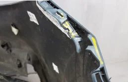 Бампер передний для Kia Carnival 2004 года на фотографиях