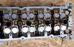 ГБЦ для Nissan X-Trail 2002 года на фотографиях