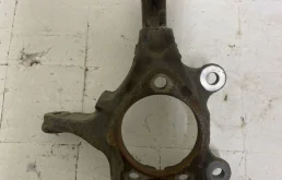 Кулак поворотный правый для Nissan Tiida SC11 Седан 2007-2014