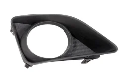 решетка птф для Toyota Corolla E120/E130 Хэтчбек 2001-2007