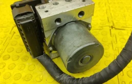 Блок ABS для BMW 5er на фотографиях