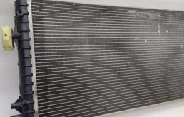 Радиатор охлаждения ДВС для Skoda Rapid 2023 года на фотографиях