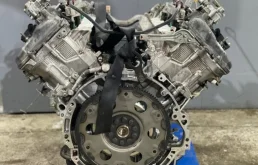 Двигатель для Lexus LS 2006 года на фотографиях