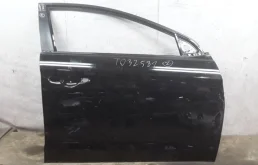 Дверь передняя правая для Hyundai Elantra 2019 года на фотографиях