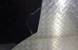 Двери для Mazda CX 7 2010 года на фотографиях