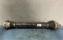 Привод передний правый для Volkswagen Passat 2014 года на фотографиях