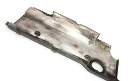 Пластиковая крышка двигателя для Toyota RAV4 на фотографиях