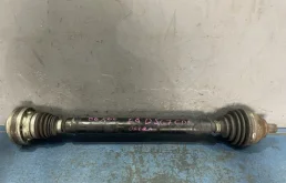 Привод передний правый для Volkswagen Passat 2014 года на фотографиях