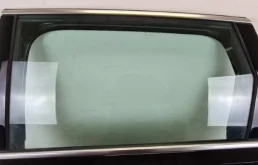 Стекло двери заднее левое для Audi Q7 на фотографиях