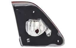 Фонарь правый для Toyota Corolla 2012 года на фотографиях