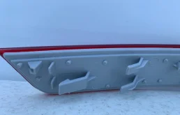 Отражатель (катафот) заднего бампера правый для Mercedes-Benz GL class на фотографиях