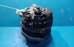 Генератор для Nissan X-Trail 2014 года на фотографиях