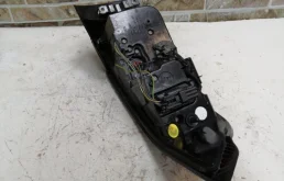 Противотуманка (ПТФ) задняя правая для Land Rover Range Rover Evoque 2010 года на фотографиях