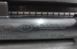 Кассета радиаторов для Hyundai Solaris 2013 года на фотографиях