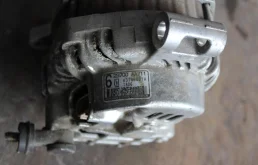 Генератор для Subaru Forester на фотографиях