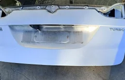 Дверь багажника для Opel Zafira на фотографиях