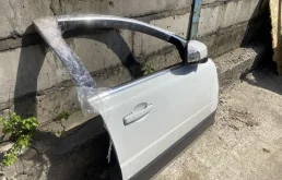 Двери для Volvo XC70 2014 года на фотографиях