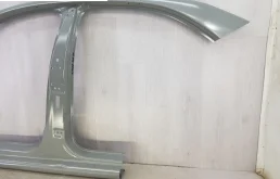 Заднее правое крыло для Skoda Rapid 2023 года на фотографиях