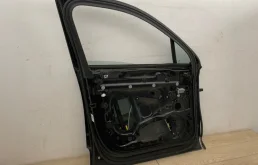 Накладка на дверь передняя левая для Audi Q7 2015 года на фотографиях