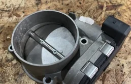 Дроссельная заслонка (077133062A) для Volkswagen Touareg I (7L) 2002-2010