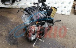 Двигатель без навесного для Nissan Tiida 2007 года на фотографиях