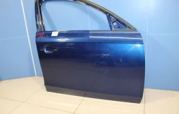 Дверь передняя правая для Audi A4 2013 года на фотографиях