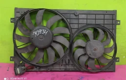 Вентилятор радиатора охлаждения ДВС для Volkswagen Golf 2012 года на фотографиях