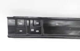 Усилитель переднего бампера для Toyota Corolla 2016 года на фотографиях