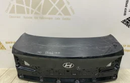 Двери для Hyundai i40 на фотографиях