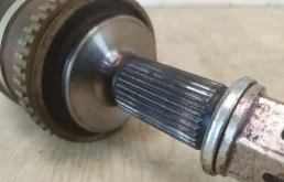 Привод передний правый для Mitsubishi Pajero Sport на фотографиях