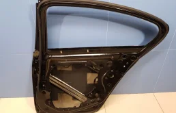 Накладка на дверь задняя правая для BMW 5er на фотографиях