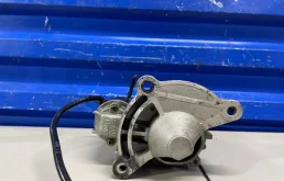 Стартер для Citroen Berlingo 2014 года на фотографиях