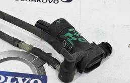 Насос омывателя фар для Volvo C30 на фотографиях