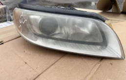 Фара ксенон правая для Volvo S80 на фотографиях
