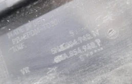 Молдинг двери задний правый для Volkswagen Tiguan 2022 года на фотографиях