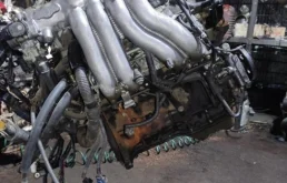 Двигатель для Toyota RAV4 1996 года на фотографиях