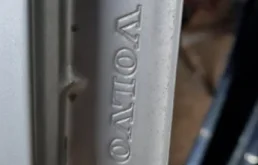 Крылья для Volvo XC70 2005 года на фотографиях