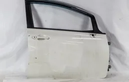 Дверь передняя правая для Nissan Note на фотографиях
