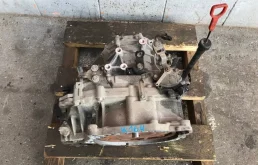 Привод передний левый для Hyundai Solaris 2013 года на фотографиях