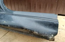 Порог правый для Hyundai Solaris 2014 года на фотографиях