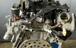 Двигатель без навесного для Honda Stream 2012 года на фотографиях