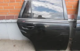 Дверь задняя левая для Subaru Legacy на фотографиях