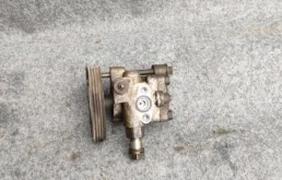 Насос ГУР для Hyundai Solaris 2010 года на фотографиях