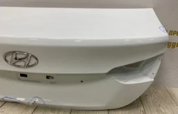 Дверь багажника для Hyundai Solaris 2021 года на фотографиях